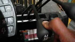 HOW TO WORK A FORKLIFT [upl. by Kallista]