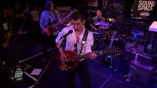 Arctic Monkeys  Do I Wanna Know Live [upl. by Violeta]