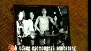 SLANK  TONG KOSONG  karaoke original clip [upl. by Soutor]