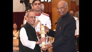 President Kovind presents Bharat Ratna to Shri Pranab Mukherjee [upl. by Bullough]