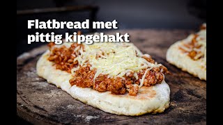 Flatbread met pittig kipgehakt  FireampFood TV [upl. by Atiuqahs]