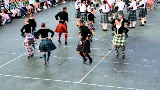 How to Scottish Dance  quotBroadswordsquot Dance [upl. by Goldfarb]