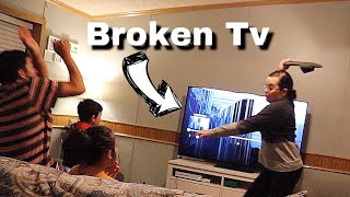 “BROKEN TV PRANK ON MOM” SHE GOES CRAZYYY [upl. by Brantley]