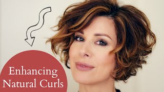 HOW TO STYLE LAYERED SHORT NATURAL CURLY HAIR  Dominique Sachse [upl. by Deth]