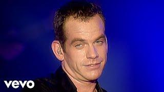 Garou  La dame de Haute Savoie Live à Bercy [upl. by Marcela920]