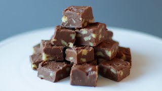 How to Make Traditional Fudge  Creamy Old Fashioned Fudge Recipe [upl. by Haslam991]