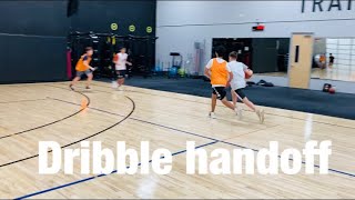 How to dribbling hand off [upl. by Atsillac]