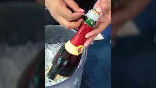 How to open sparkling juice bottle Red Grape [upl. by Marianna]