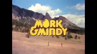 Mork amp Mindy 1978  1982 Opening and Closing Theme [upl. by Renae928]